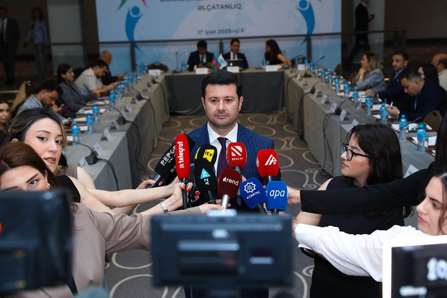 “Audiovizual mediada bərabərlik və informasiyaya əlçatanlıq’’ mövzusunda görüş keçirilib (YENİLƏNİB) (FOTO)