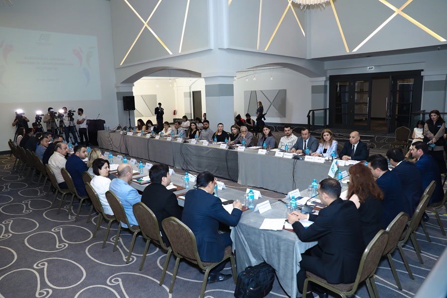 “Audiovizual mediada bərabərlik və informasiyaya əlçatanlıq’’ mövzusunda görüş keçirilib (YENİLƏNİB) (FOTO)