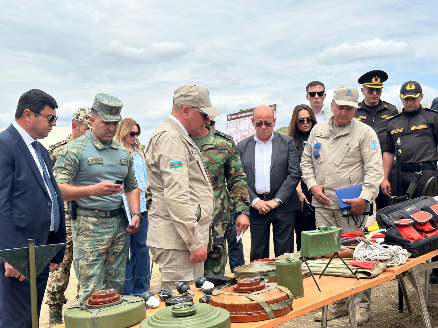 Xankəndidə Minalardan və partlamamış hərbi sursatlardan təmizləmə üzrə İşçi qrupun iclası keçirilib (FOTO)
