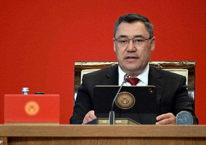 Qırğızıstan prezidenti dənizə çıxışı olmayan İƏT ölkələr üçün limanlarda güzəştli rüsumların tətbiqini təklif edib
