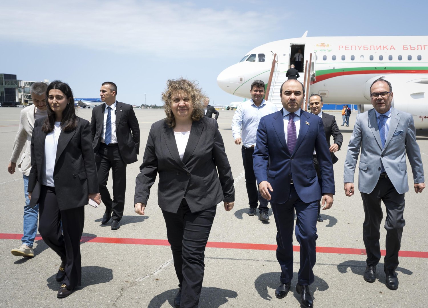 Bolqarıstan Milli Assambleyasının sədri Azərbaycana gəlib (FOTO)