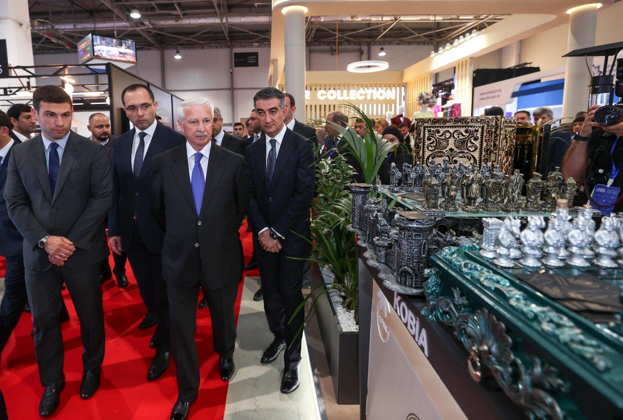 300-ə yaxın yerli şirkətin məhsul və xidmətlərinin sərgisi keçirilir (FOTO)