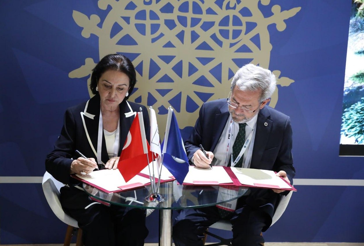 AzMİU və Ankara Universiteti arasında Orhun Mübadilə Protokolu imzalanıb (FOTO)