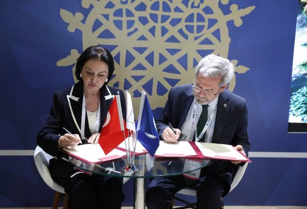 AzMİU və Ankara Universiteti arasında Orhun Mübadilə Protokolu imzalanıb (FOTO)