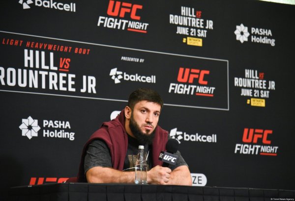Rusiyalı döyüşçü Rizvan Kuniyev Bakıda keçirləcək UFC turnirində qələbəyə köklənib