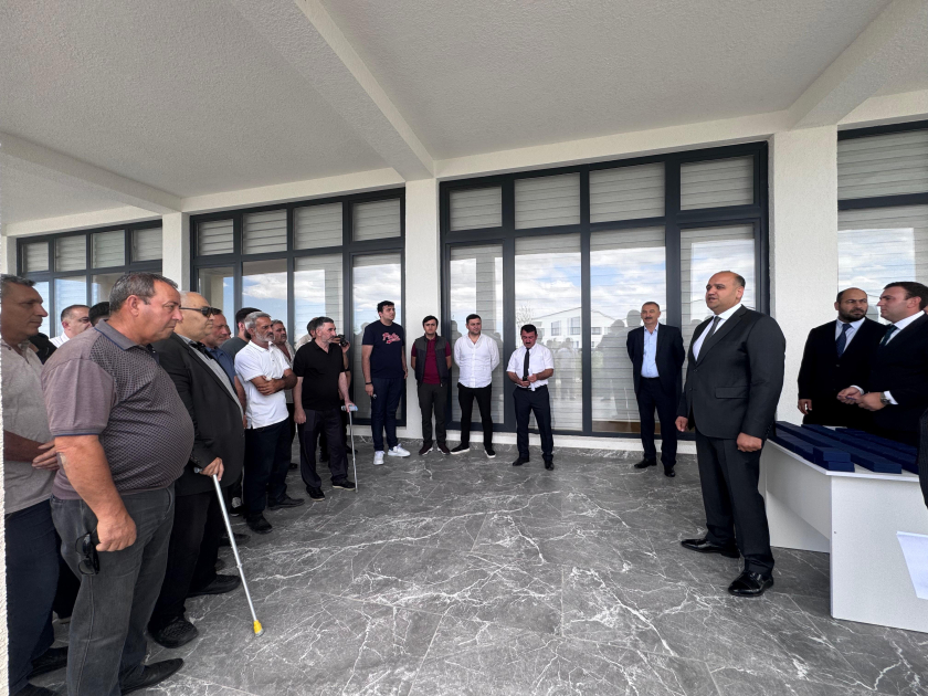 Növbəti köç karvanı Kəngərli kəndinə çatıb: evlərin açarları təqdim olunub (FOTO)