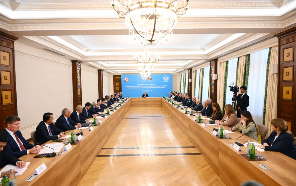 BMT-nin Ümumdünya Şəhərsalma Forumunun 13-cü sessiyasının keçirilməsi ilə əlaqədar yaradılmış Təşkilat Komitəsinin ilk iclası olub (FOTO)