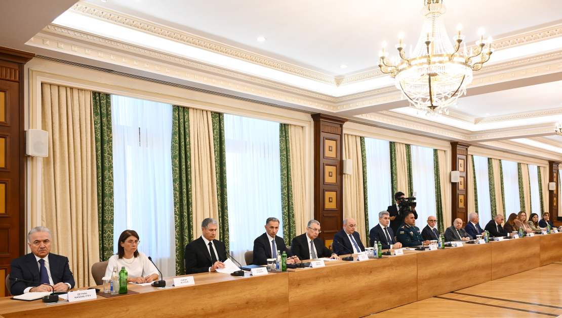 BMT-nin Ümumdünya Şəhərsalma Forumunun 13-cü sessiyasının keçirilməsi ilə əlaqədar yaradılmış Təşkilat Komitəsinin ilk iclası olub (FOTO)