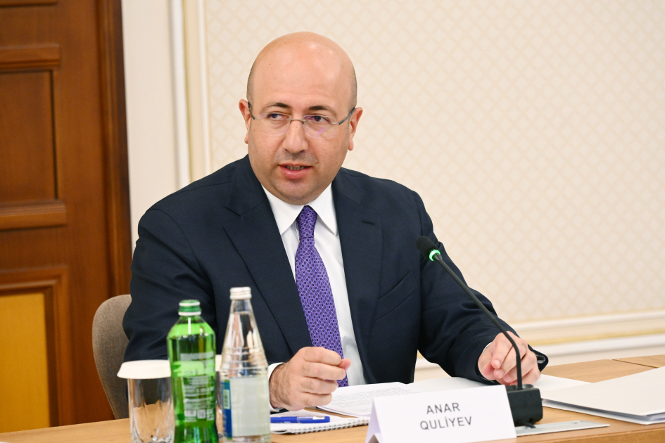 BMT-nin Ümumdünya Şəhərsalma Forumunun 13-cü sessiyasının keçirilməsi ilə əlaqədar yaradılmış Təşkilat Komitəsinin ilk iclası olub (FOTO)
