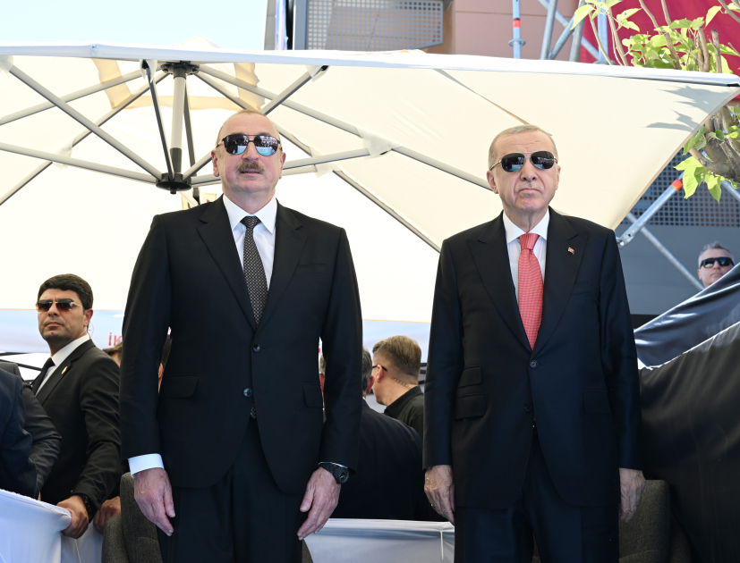 Prezident İlham Əliyev və Prezident Rəcəb Tayyib Ərdoğan Kahramanmaraşda “Azərbaycan” məhəlləsinin açılış mərasimində iştirak ediblər (YENİLƏNİB-6) (FOTO/VİDEO)