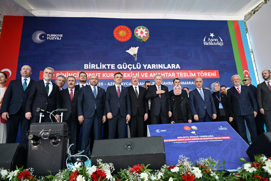 Prezident İlham Əliyev və Prezident Rəcəb Tayyib Ərdoğan Kahramanmaraşda “Azərbaycan” məhəlləsinin açılış mərasimində iştirak ediblər (YENİLƏNİB-6) (FOTO/VİDEO)