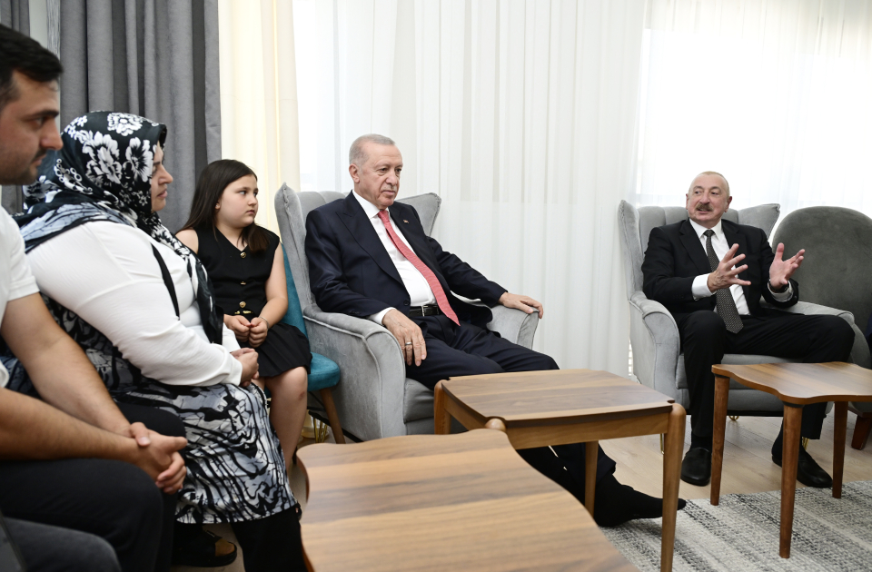 Prezident İlham Əliyev və Prezident Rəcəb Tayyib Ərdoğan Kahramanmaraşda “Azərbaycan” məhəlləsinin açılış mərasimində iştirak ediblər (YENİLƏNİB-6) (FOTO/VİDEO)