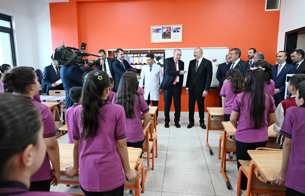 Prezident İlham Əliyev və Prezident Rəcəb Tayyib Ərdoğan Kahramanmaraşda “Azərbaycan” məhəlləsinin açılış mərasimində iştirak ediblər (YENİLƏNİB-6) (FOTO/VİDEO)