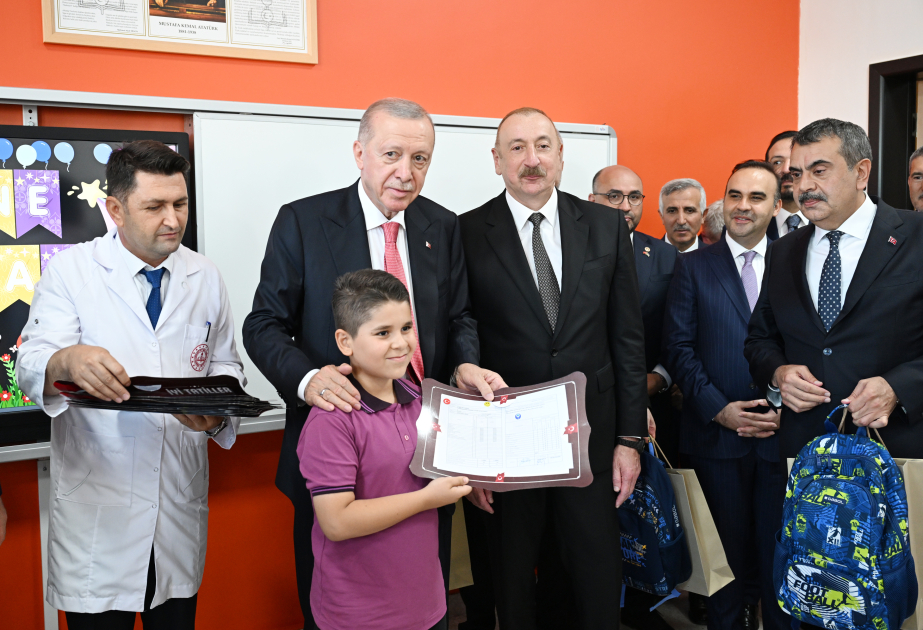 Prezident İlham Əliyev və Prezident Rəcəb Tayyib Ərdoğan Kahramanmaraşda “Azərbaycan” məhəlləsinin açılış mərasimində iştirak ediblər (YENİLƏNİB-6) (FOTO/VİDEO)