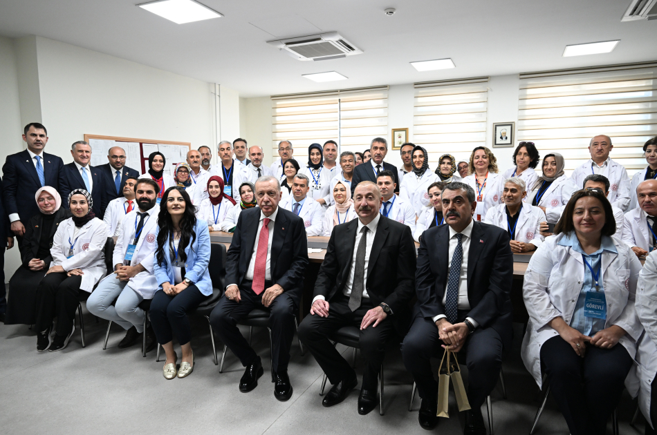 Prezident İlham Əliyev və Prezident Rəcəb Tayyib Ərdoğan Kahramanmaraşda “Azərbaycan” məhəlləsinin açılış mərasimində iştirak ediblər (YENİLƏNİB-6) (FOTO/VİDEO)