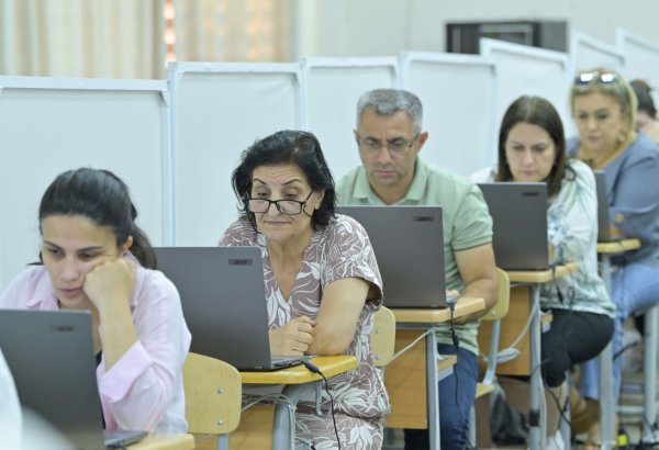 Təkrar sertifikatlaşdırma imtahanında 2006 müəllim keçid balını toplaya bilməyib - RƏSMİ