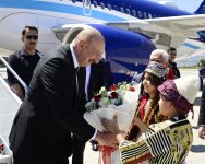 Prezident İlham Əliyev Türkiyəyə işgüzar səfərə gəlib (FOTO)