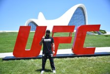 Azərbaycanda hər şey yüksək səviyyədə təşkil olunub - Amerikalı UFC döyüşçüsü  (FOTO)