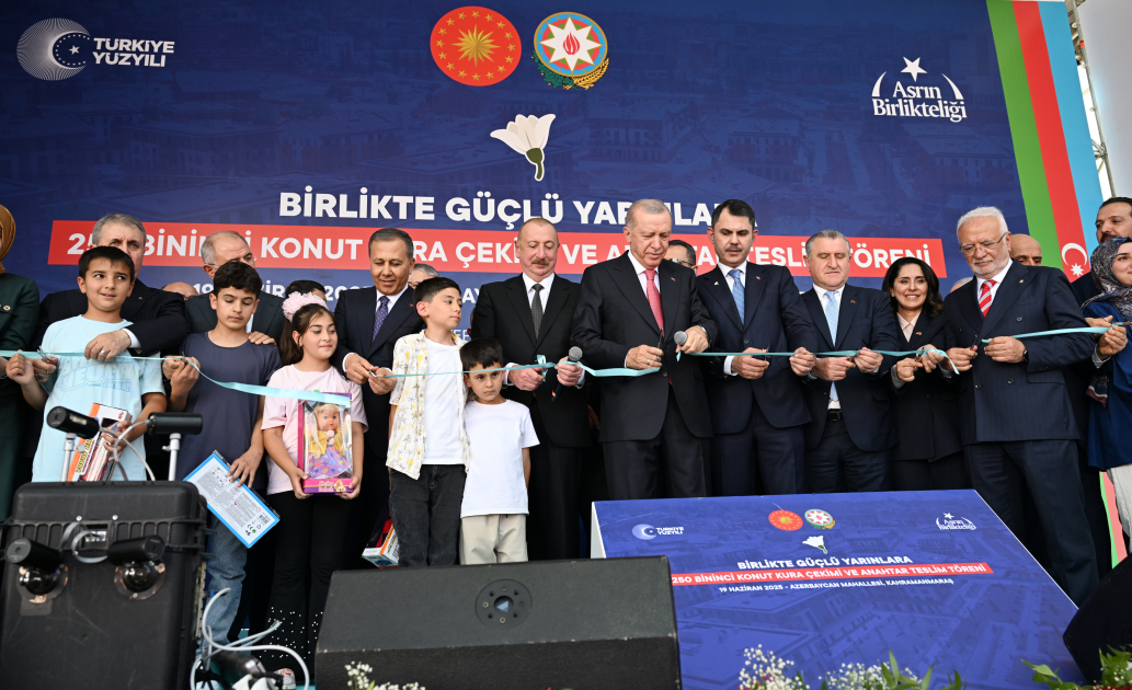 Prezident İlham Əliyev və Prezident Rəcəb Tayyib Ərdoğan Kahramanmaraşda “Azərbaycan” məhəlləsinin açılış mərasimində iştirak ediblər (YENİLƏNİB-6) (FOTO/VİDEO)