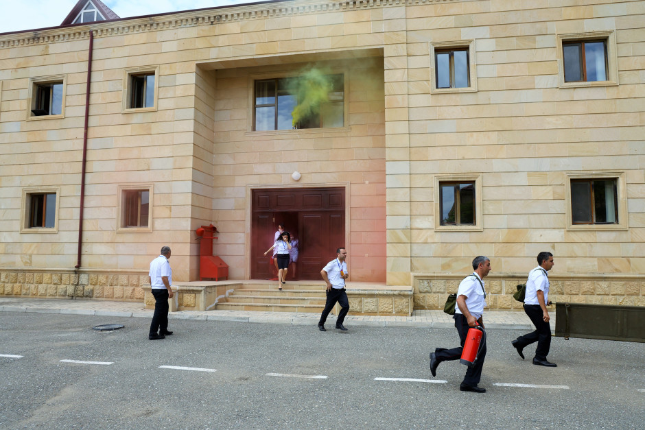FHN-in Aran Regional Mərkəzi tərəfindən nümunəvi obyekt mülki müdafiə məşqi keçirilib (FOTO)