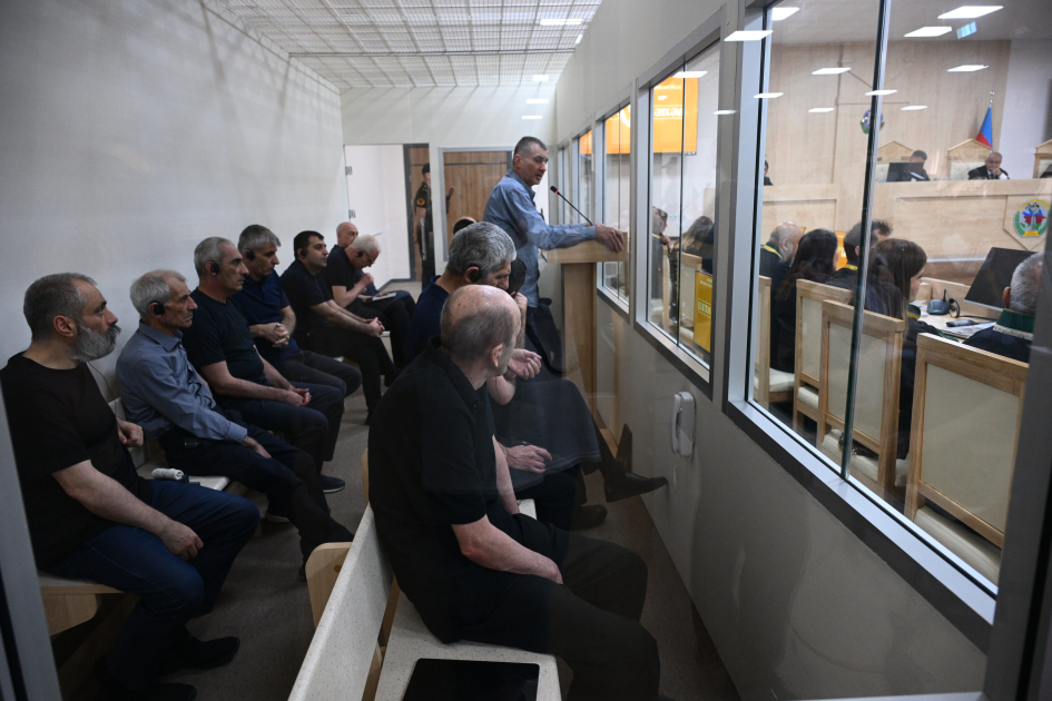 Vətən müharibəsində Ermənistan silahlı qüvvələrinin Azərbaycanın mülki infrastrukturuna ziyan vurması ilə bağlı sənədlər məhkəmədə tədqiq olunub (FOTO)