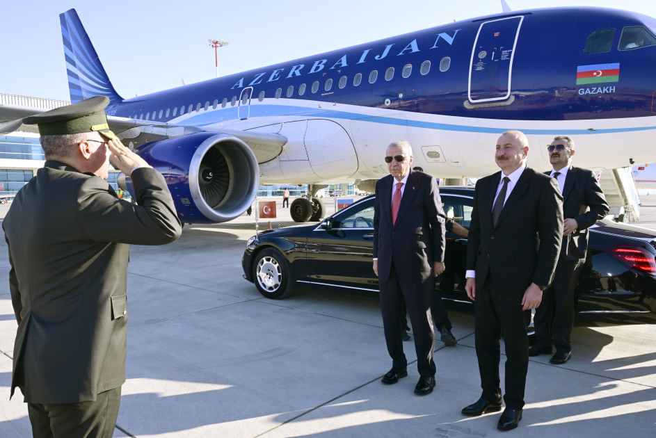 Prezident İlham Əliyevin Türkiyəyə işgüzar səfəri başa çatıb (FOTO)