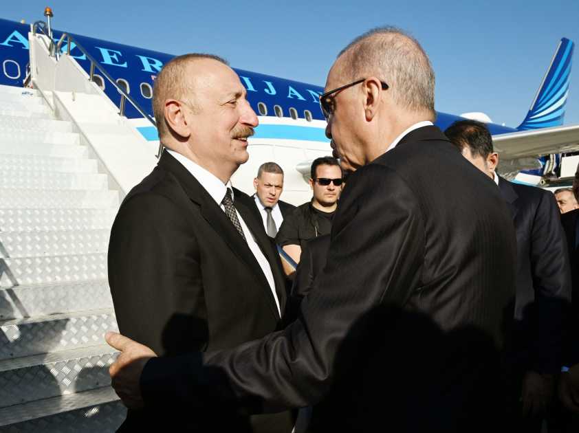 Prezident İlham Əliyevin Türkiyəyə işgüzar səfəri başa çatıb (FOTO)