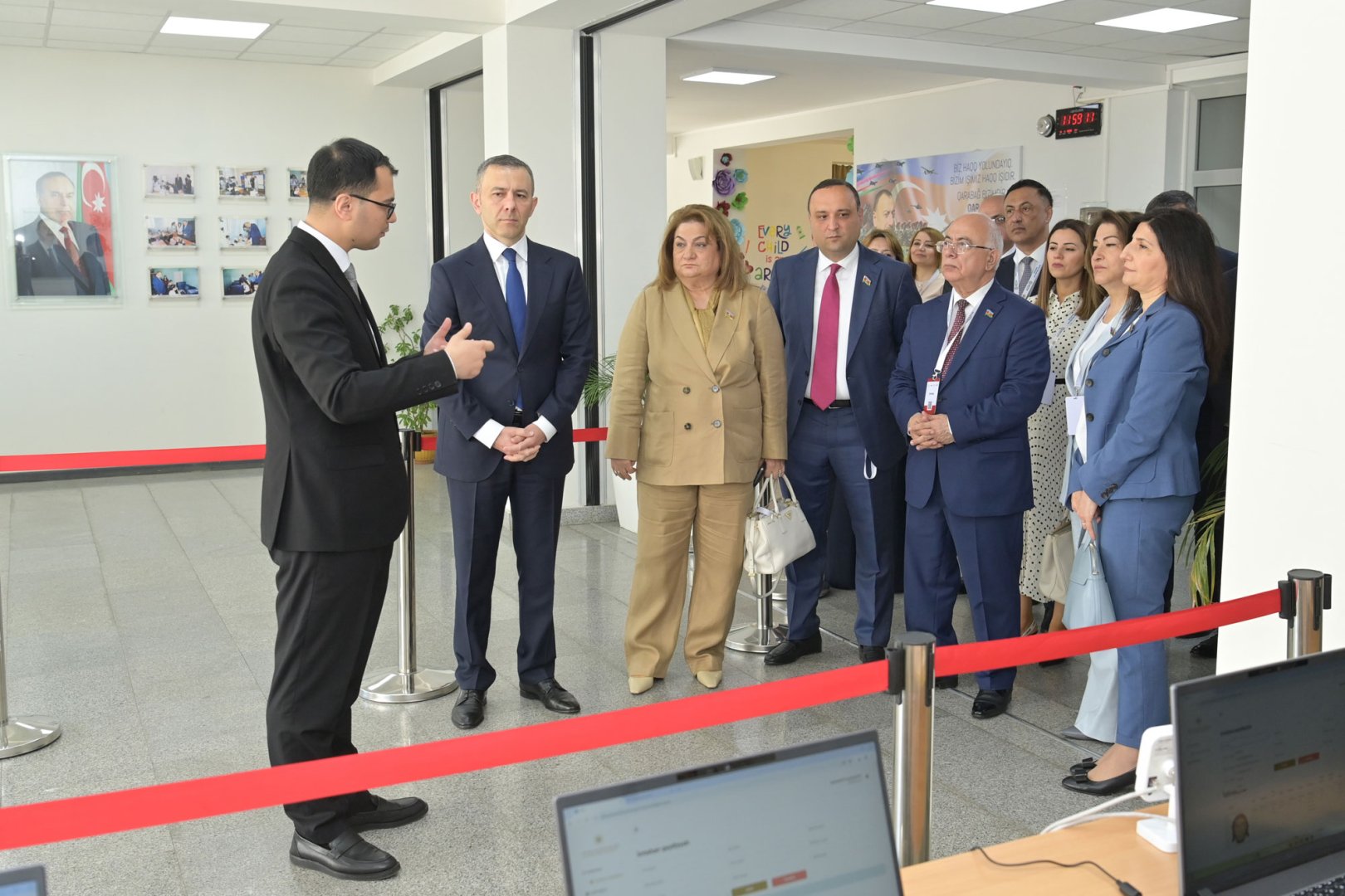 Millət vəkilləri sertifikatlaşdırma imtahanını izləyiblər (FOTO)