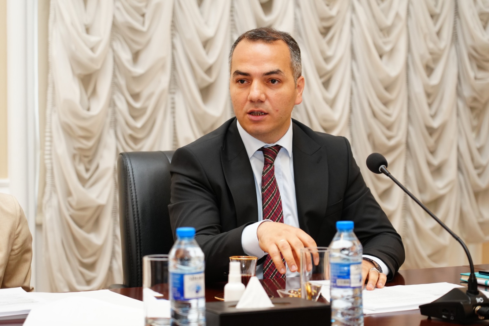 “Sağlamlaşdırma və müflisləşmə haqqında” qanun layihəsinin ilkin müzakirəsi təşkil edilib (FOTO)