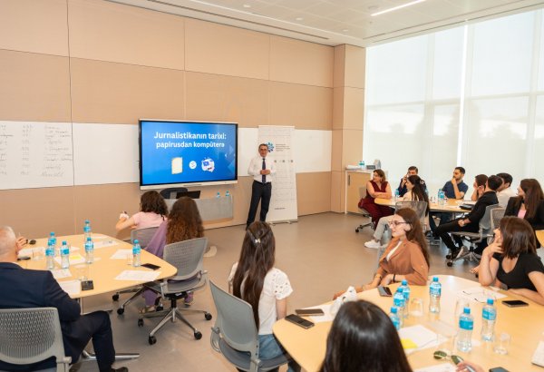 Azərbaycan milli mətbuatının 150 illiyi ilə əlaqədar keçirilən seminarlar yekunlaşıb (FOTO)