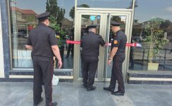 Yasamalda tanınmış şirniyyat mağazasının fəaliyyəti dayandırılıb (FOTO/VİDEO)
