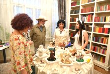 Maqsud İbrahimbəyov Yaradıcılıq Mərkəzində “Zeynəbin sehrli dünyası” adlı sərginin açılışı olub (FOTO)
