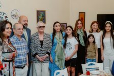 Maqsud İbrahimbəyov Yaradıcılıq Mərkəzində “Zeynəbin sehrli dünyası” adlı sərginin açılışı olub (FOTO)