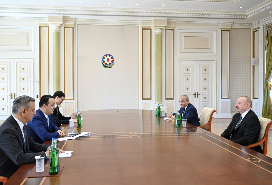 Prezident İlham Əliyev Özbəkistanın investisiya, sənaye və ticarət nazirini qəbul edib (FOTO/VİDEO)