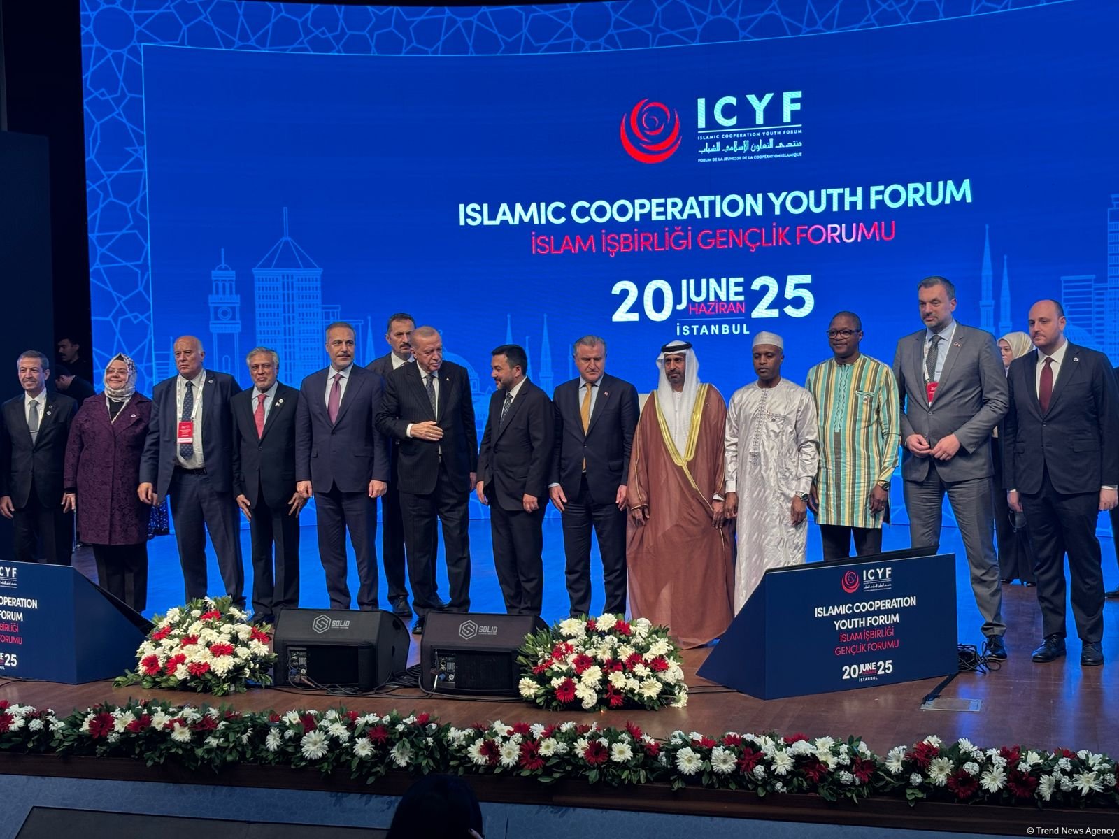 İstanbulda “Böyük Gənclik Mükafatı Mərasimi” keçirilir (FOTO)