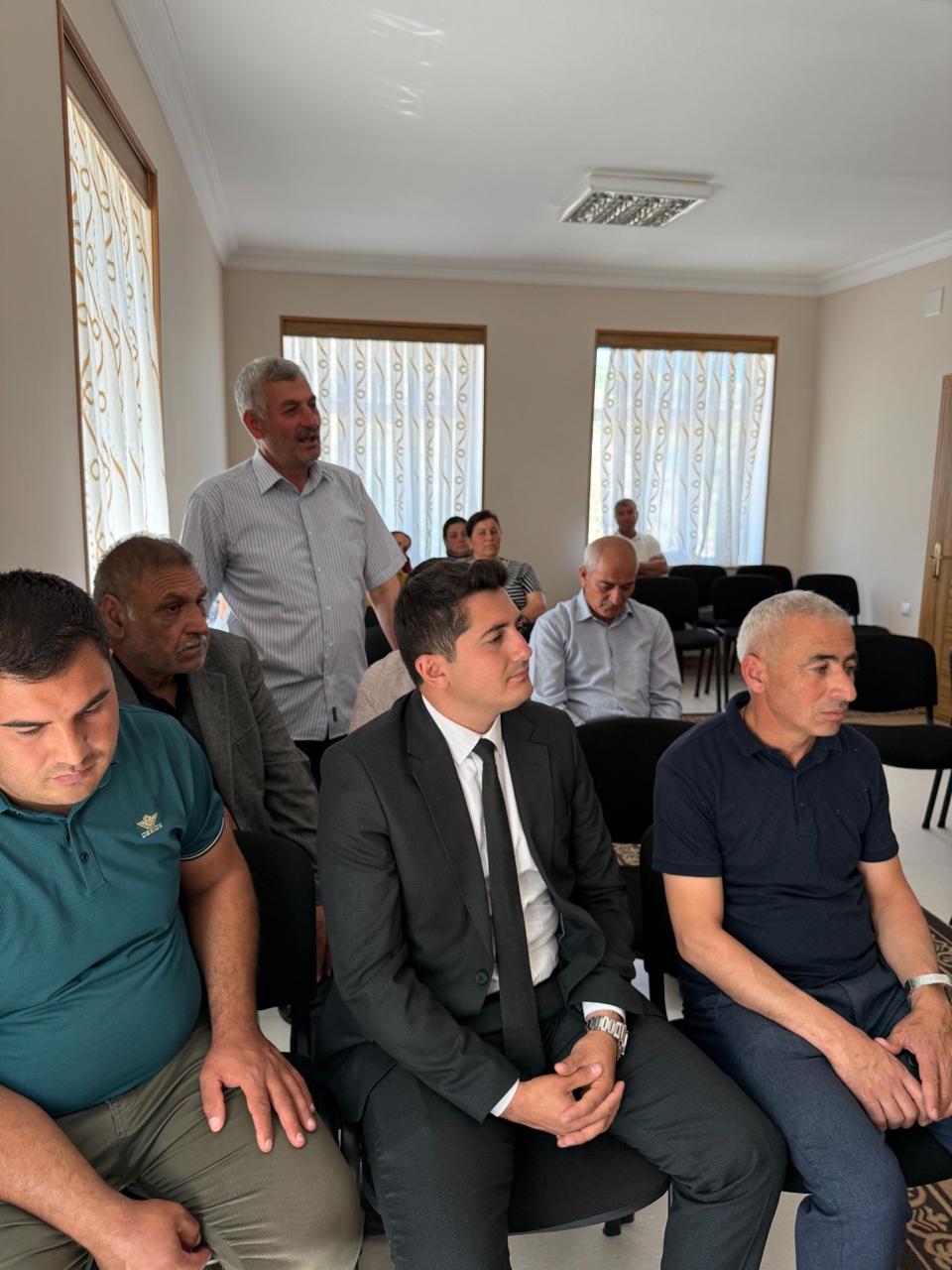 Milli Məclisin deputatı Vüqar Rəhimzadə Culfada seçiciləri ilə növbəti görüşünü keçirib (FOTO)