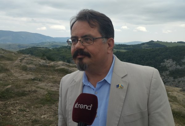 Qarabağda aparılan bərpa işlərindən çox təsirlənmişik - Peter Mixalko