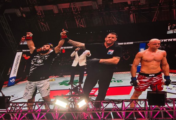 UFC Fight Night: Tacikistan təmsilçisi qalib olub (FOTO)