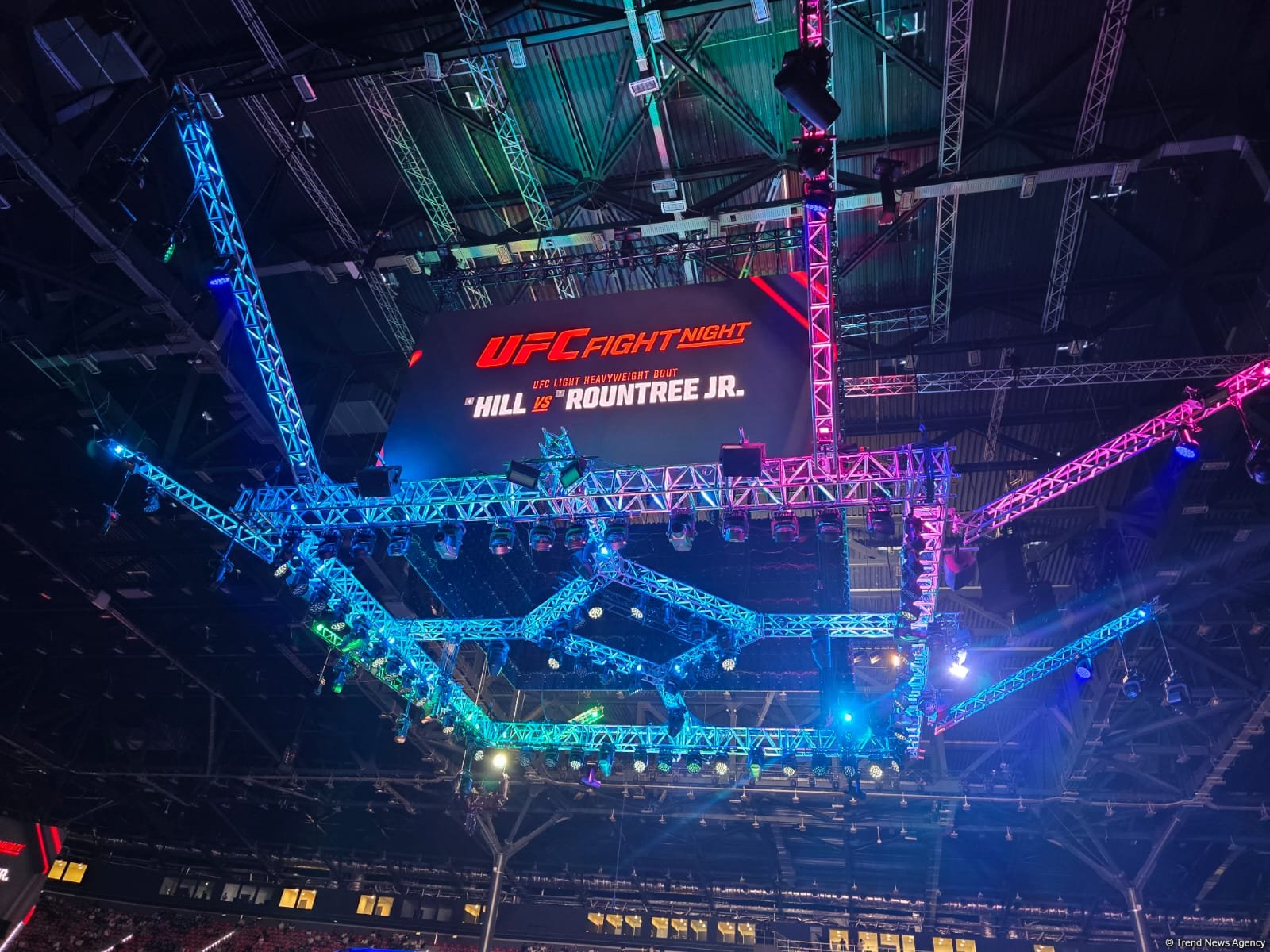 Bakıda ilin ən mötəbər idman hadisələrindən biri – “UFC Fight Night” start götürüb (FOTO/CANLI YAYIM)