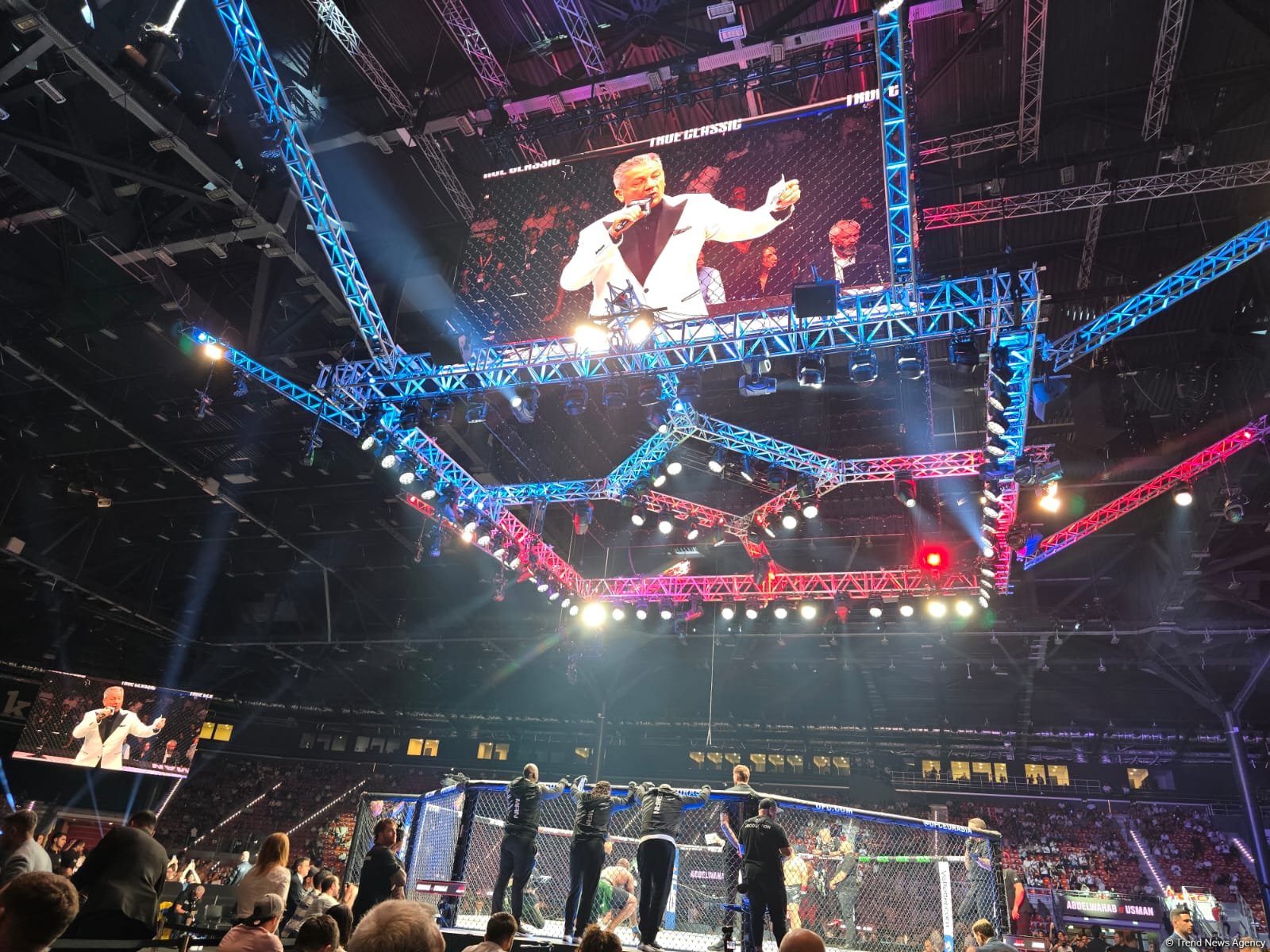 Bakıda ilin ən mötəbər idman hadisələrindən biri – “UFC Fight Night” start götürüb (FOTO/CANLI YAYIM)
