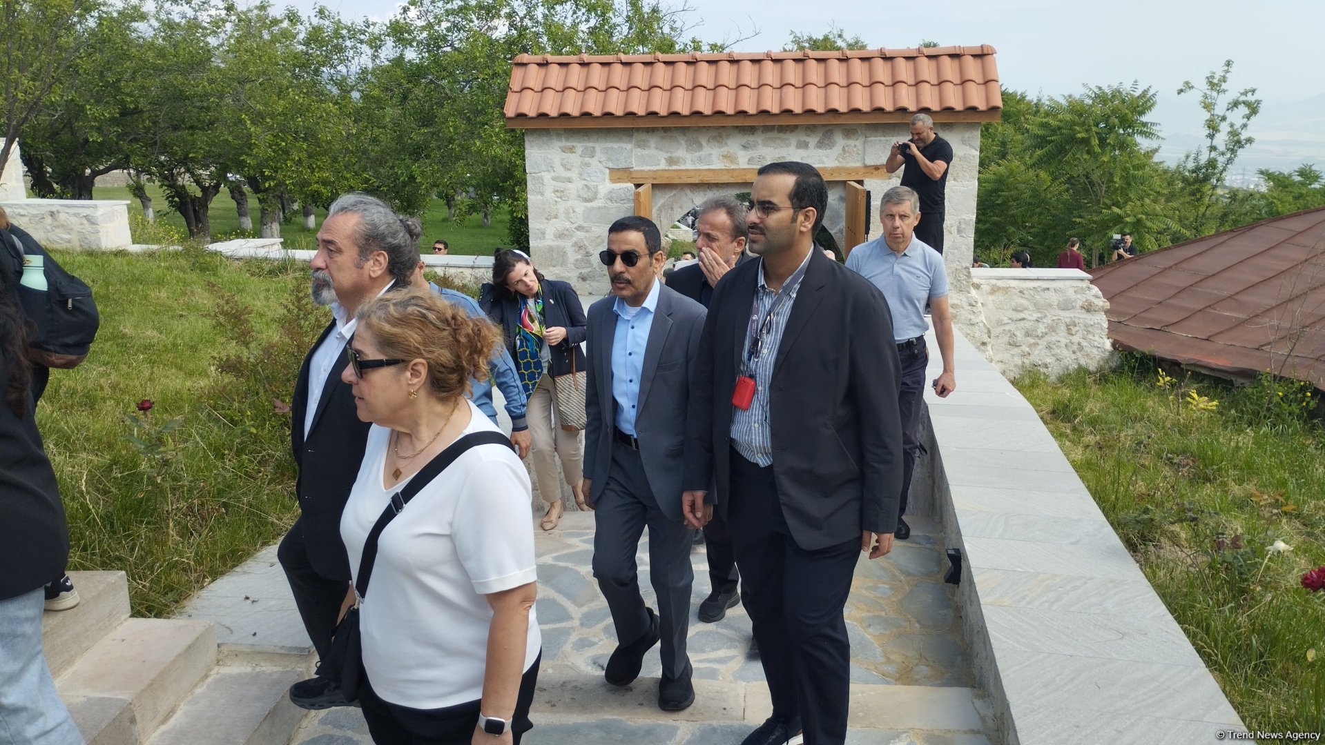 Diplomatik korpusun nümayəndələri Şuşa şəhəri ilə tanış olublar (FOTO) (YENİLƏNİB)