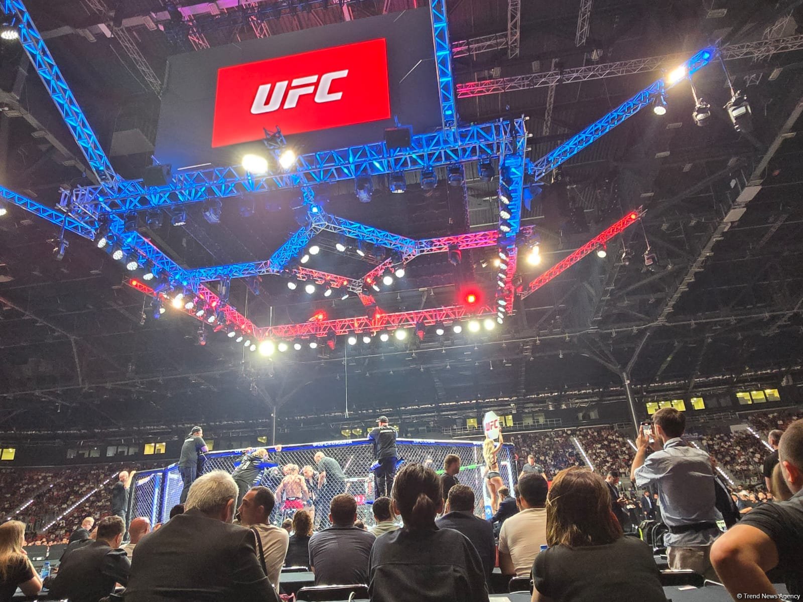 UFC Fight Night: Tacikistan təmsilçisi qalib olub (FOTO)
