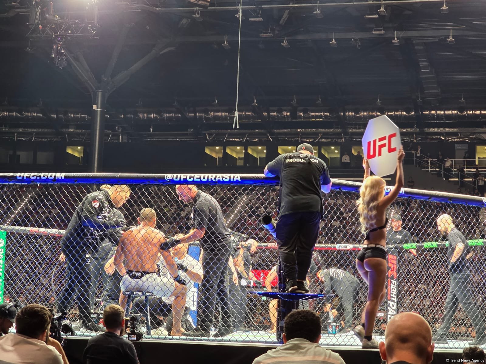 UFC Fight Night: Cənubi Koreyadan olan döyüşçü qalib olub (FOTO)