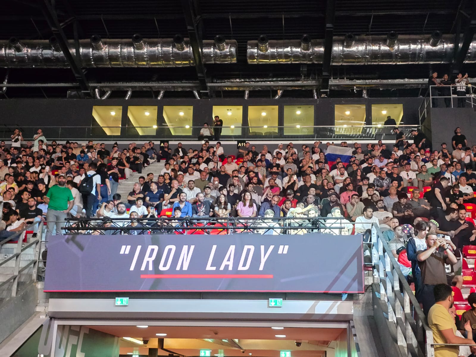 UFC Fight Night: Rusiyalı döyüşçü qələbə qazanıb (FOTO)
