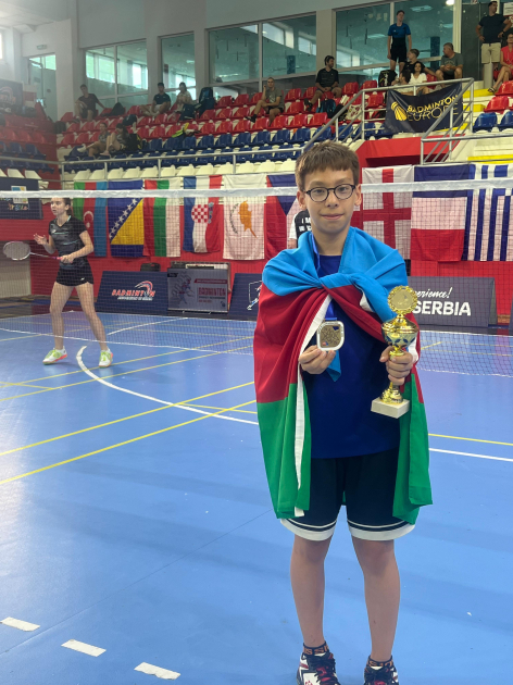 Azərbaycanın yeniyetmə badmintonçuları “Serbian Youth International – Novi Sad 2025” turnirində qızıl və bürünc medal qazanıblar (FOTO)