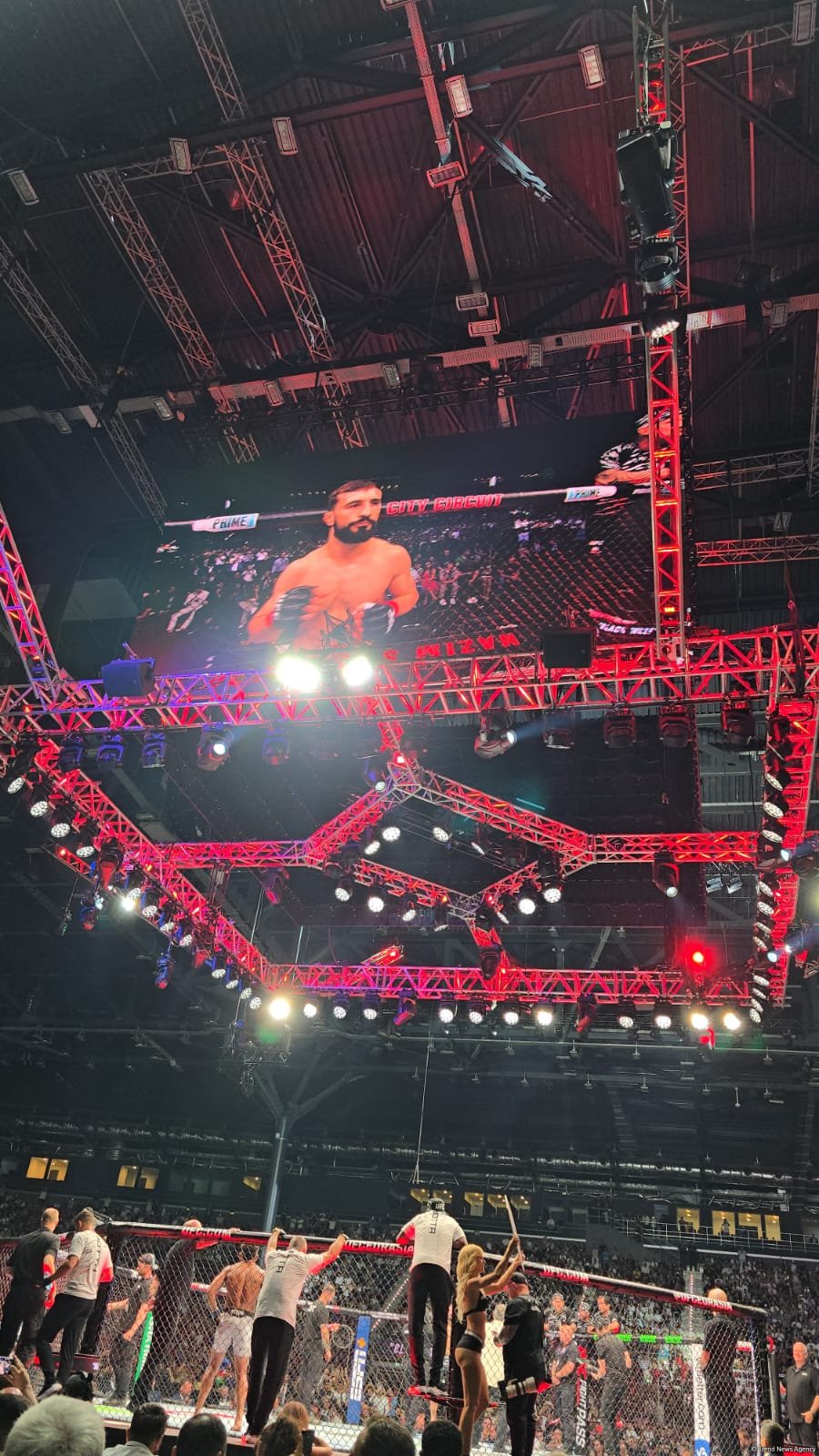 UFC Fight Night: Nazim Sadıxov qələbə qazanıb (FOTO)