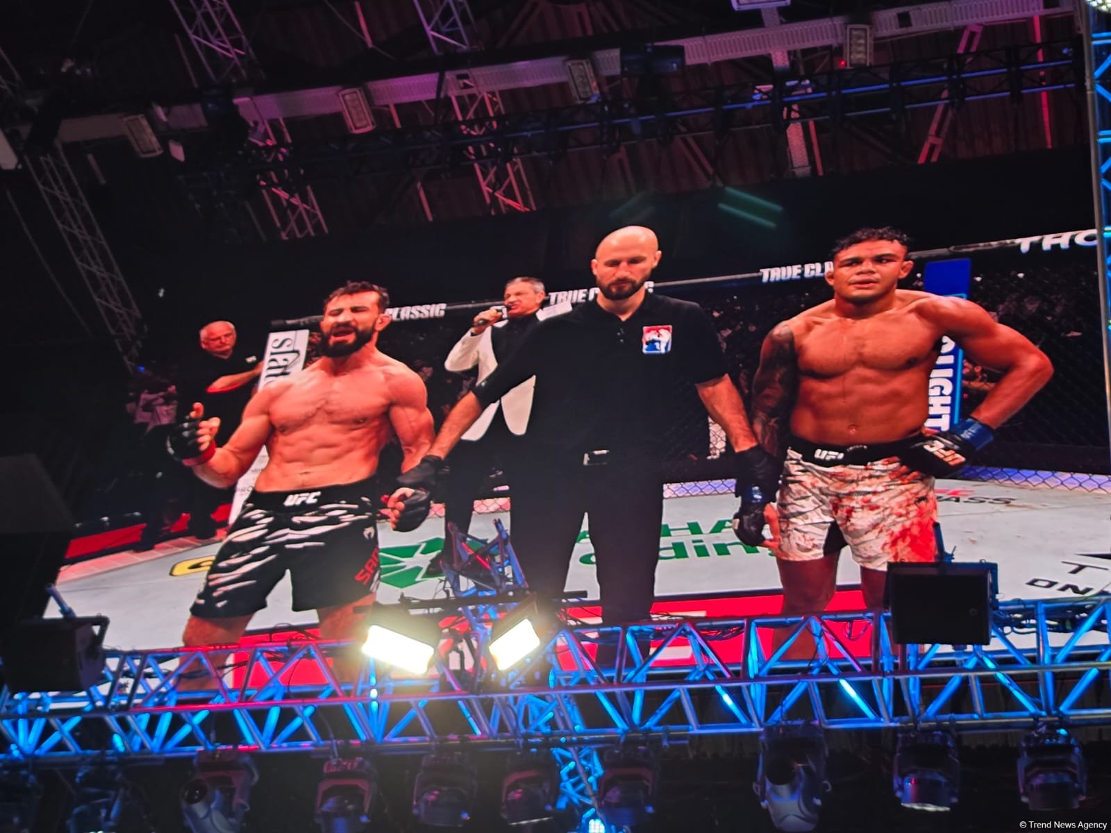 UFC Fight Night: Nazim Sadıxov qələbə qazanıb (FOTO)