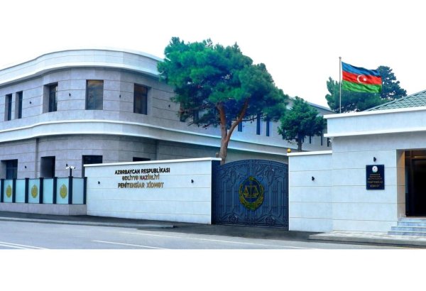 Həbsdə olan xalası oğluna sümüyün içərisində narkotik keçirmək istədi (FOTO)