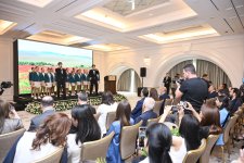 Heydər Əliyev Fondunun vitse-prezidenti Leyla Əliyeva “Gənc qızların təhsilinə dəstək” layihəsi iştirakçılarının məzun günündə iştirak edib (FOTO)