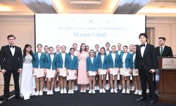 Heydər Əliyev Fondunun vitse-prezidenti Leyla Əliyeva “Gənc qızların təhsilinə dəstək” layihəsi iştirakçılarının məzun günündə iştirak edib (FOTO)